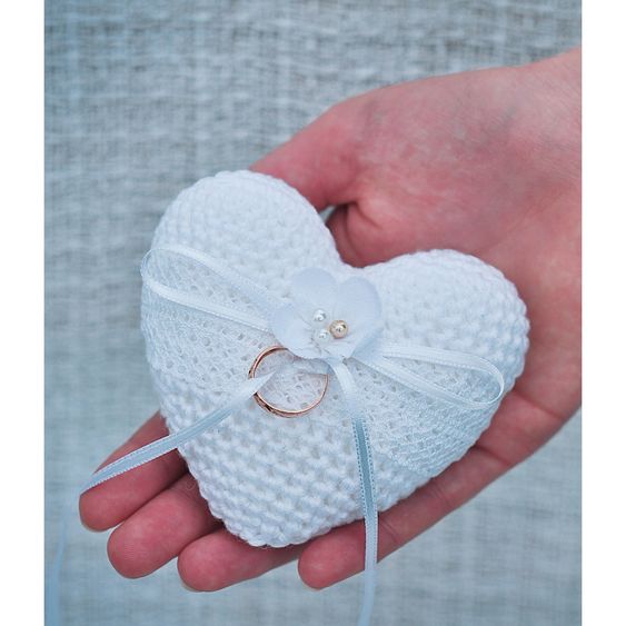 crochet wedding ring holder ideas 2