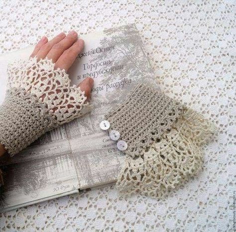 crochet wrist warmers patterns ideas 9