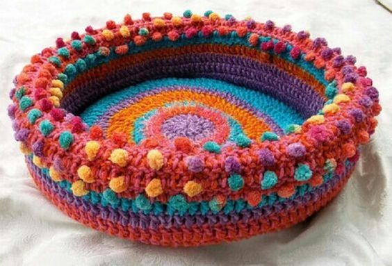dog bed free crochet pattern and ideas 5