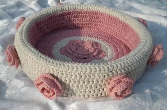 dog bed free crochet pattern and ideas 8