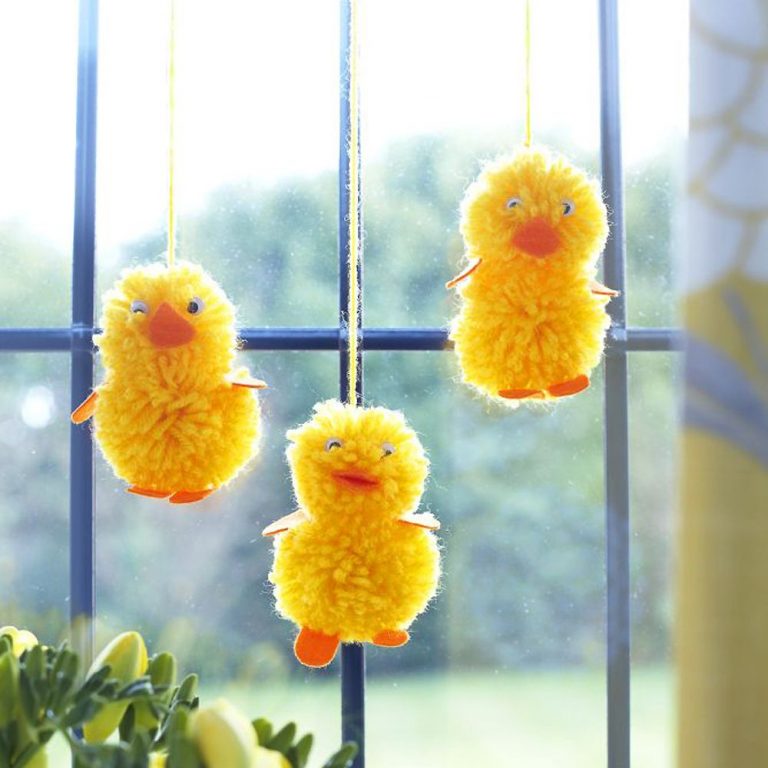 Easter Decoration With Pom Poms