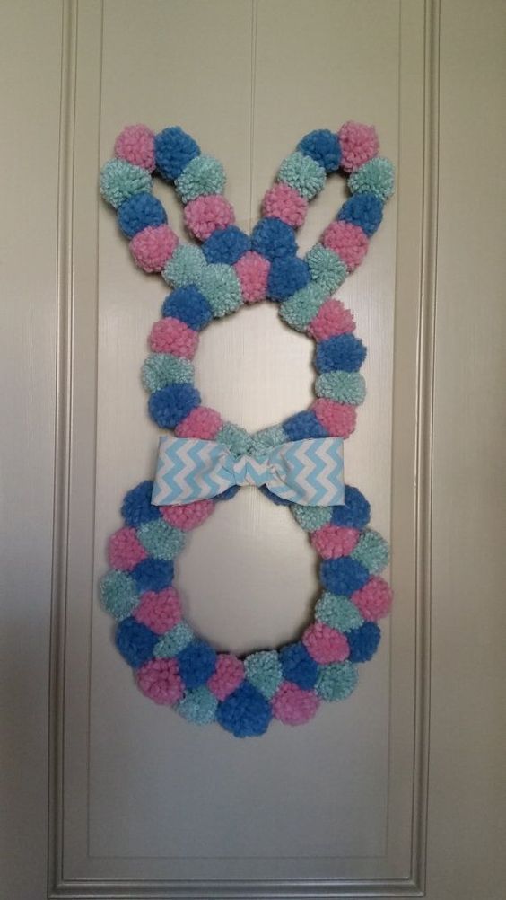 easter decoration with pompoms 11