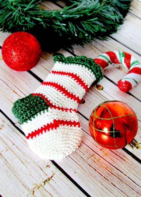 easy crochet christmas stockings 10