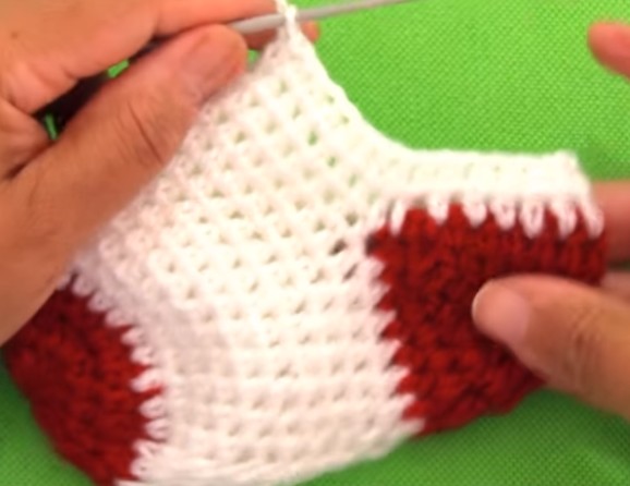 easy crochet christmas stockings 3