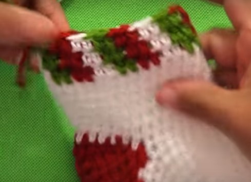 easy crochet christmas stockings 5