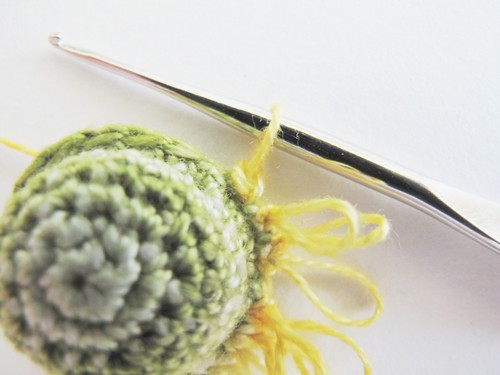 flower crochet a step by step guide 6