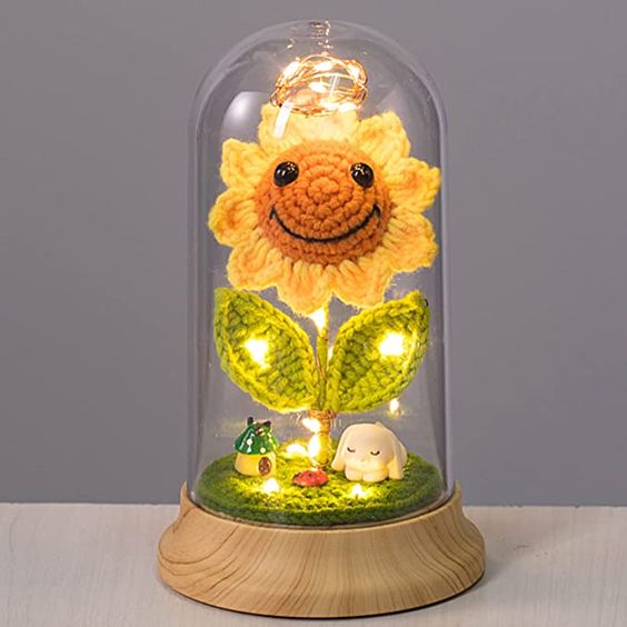 glass domes with crochet flowers 3