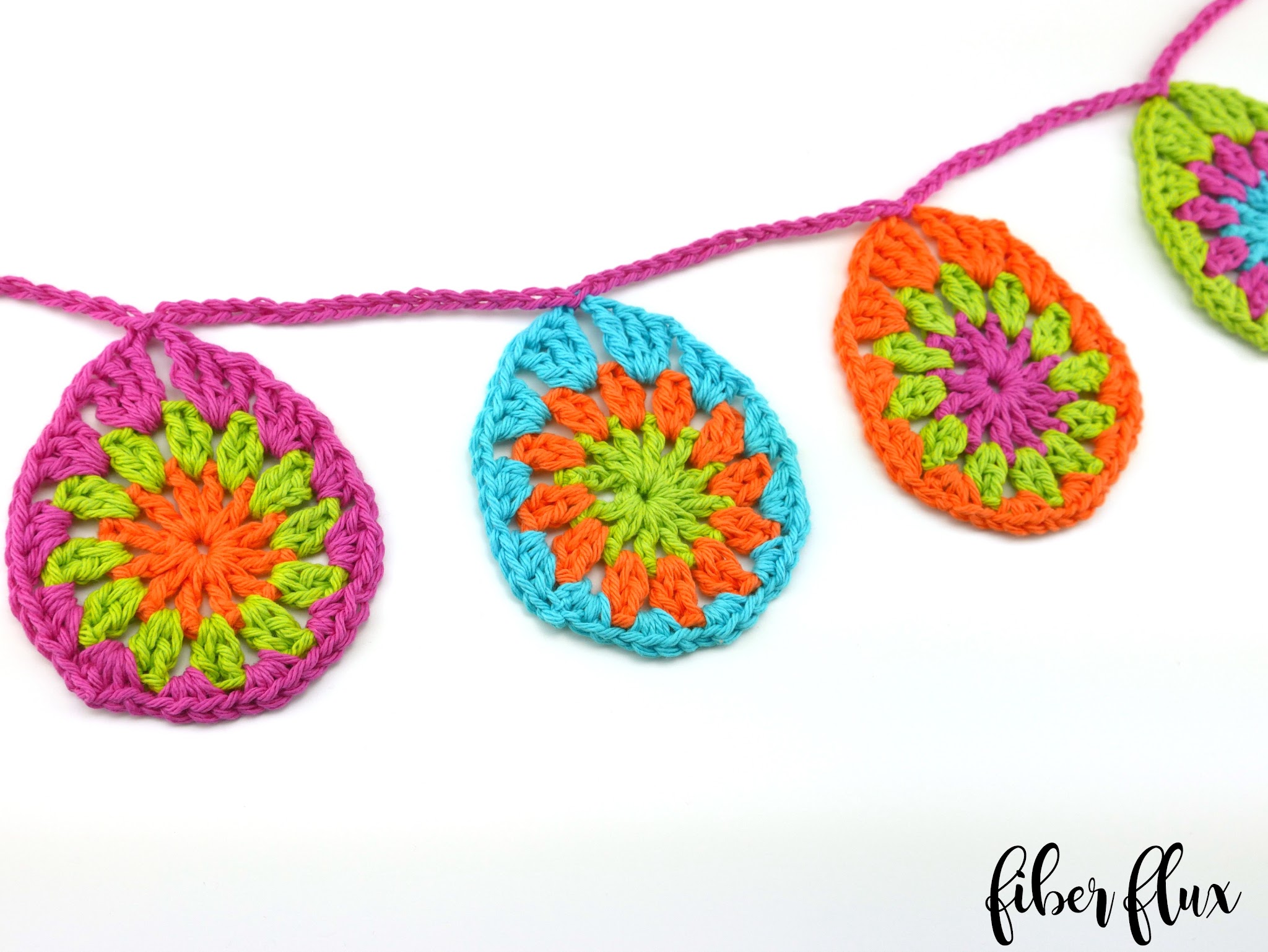 granny crochet eggs garland free pattern 1