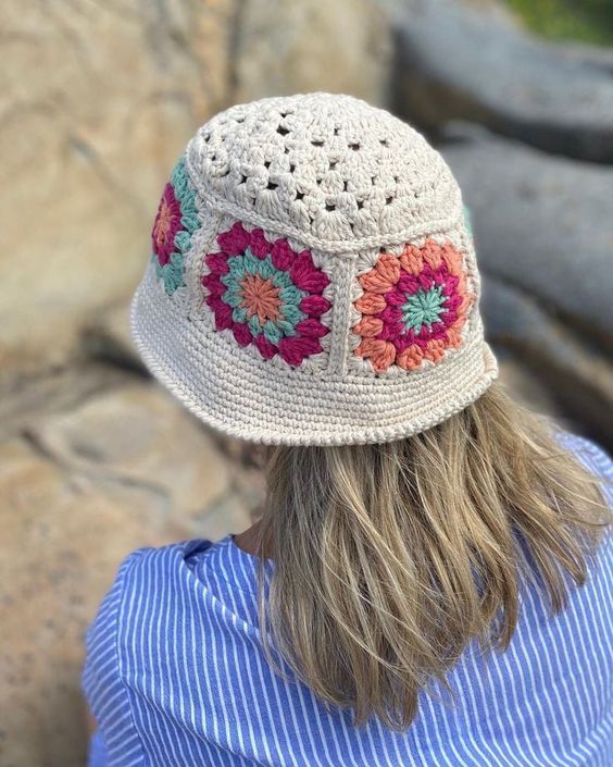granny square bucket hat crochet 1