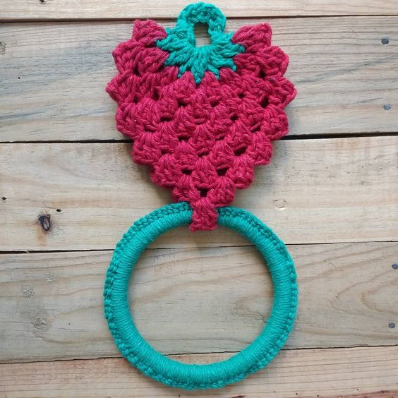 hanging ring towel holder crochet 1
