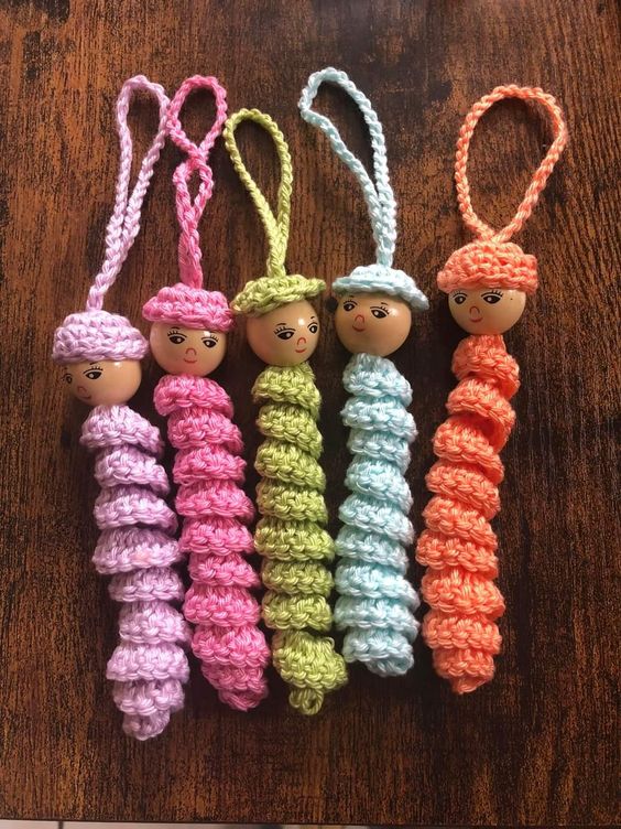 how to crochet a worry worm 3