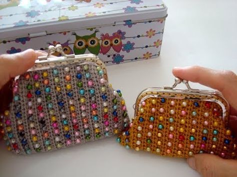 how to crochet mini pouch with pearl 7