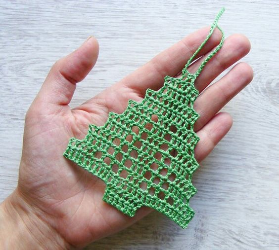 how to crochet pine tree 3