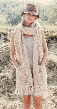 how to make a crochet scarf with pockets 10