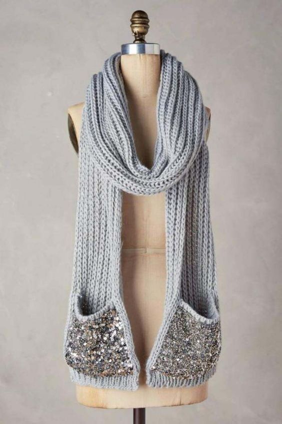 how to make a crochet scarf with pockets 3