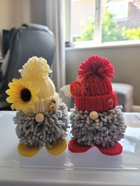 how to make a pompom gnome 6