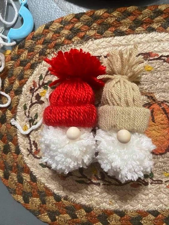 how to make a pompom gnome 9