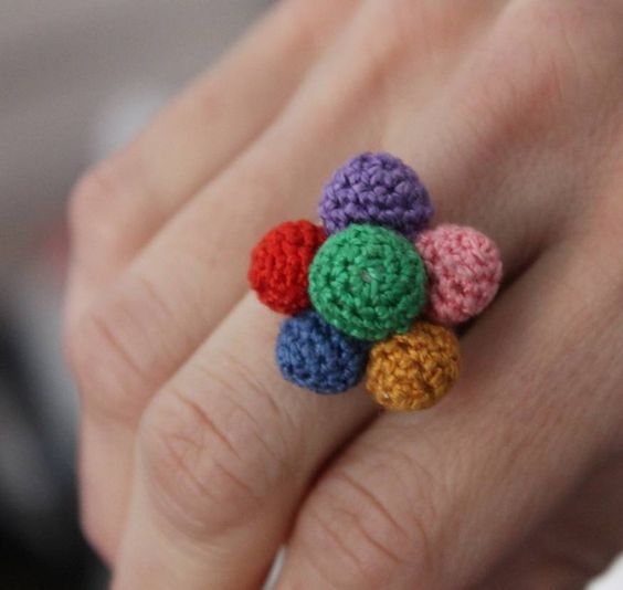 learn how to make beautiful crochet rings 3
