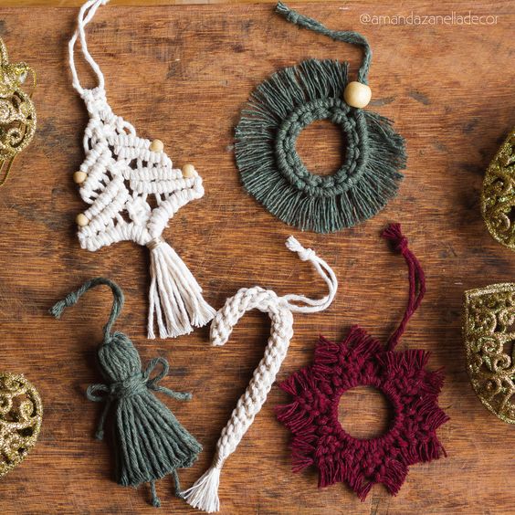 macrame christmas ornament ideas 8