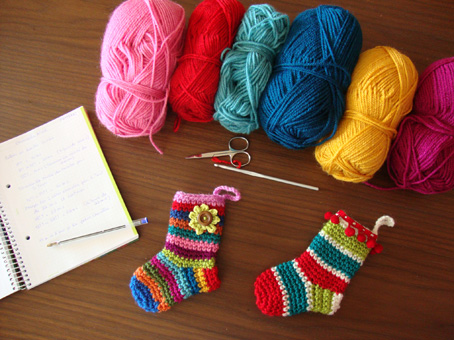 mini crochet socks for christmas 1