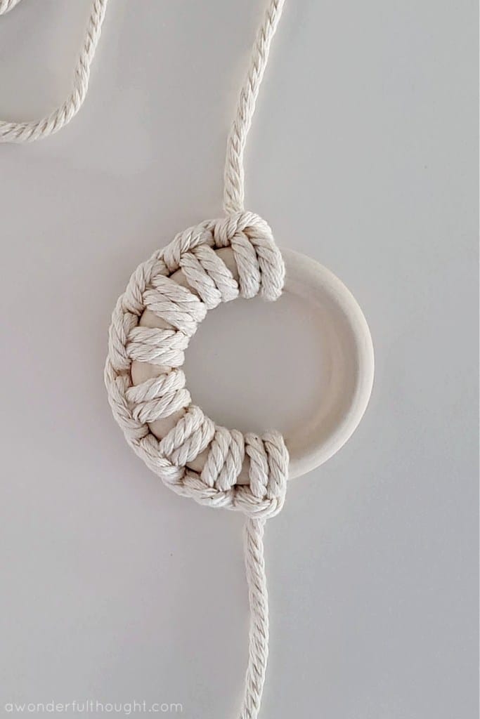 mini macrame christmas wreaths 3