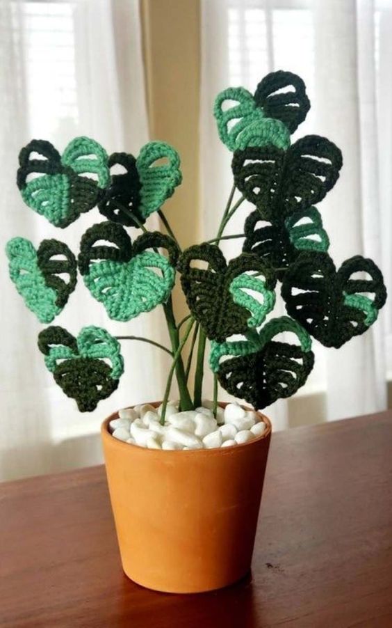 monstera leaf free crochet pattern and tutorial 1