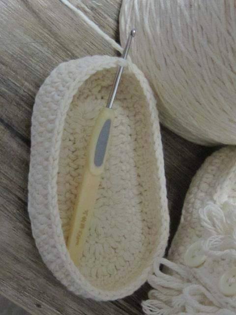 original crochet baby booties 4