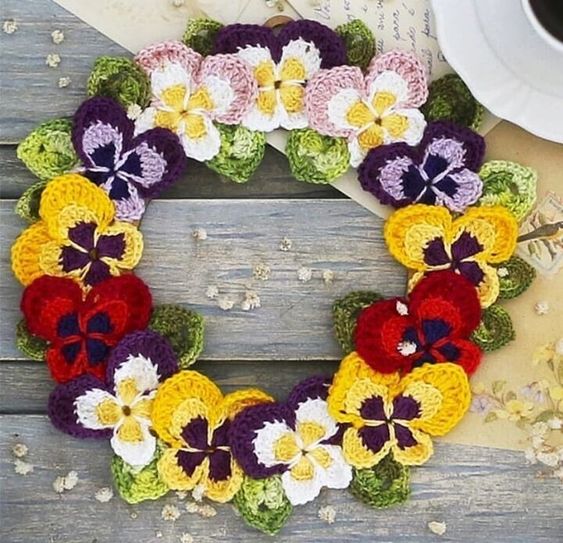 pansy flower free crochet pattern 5