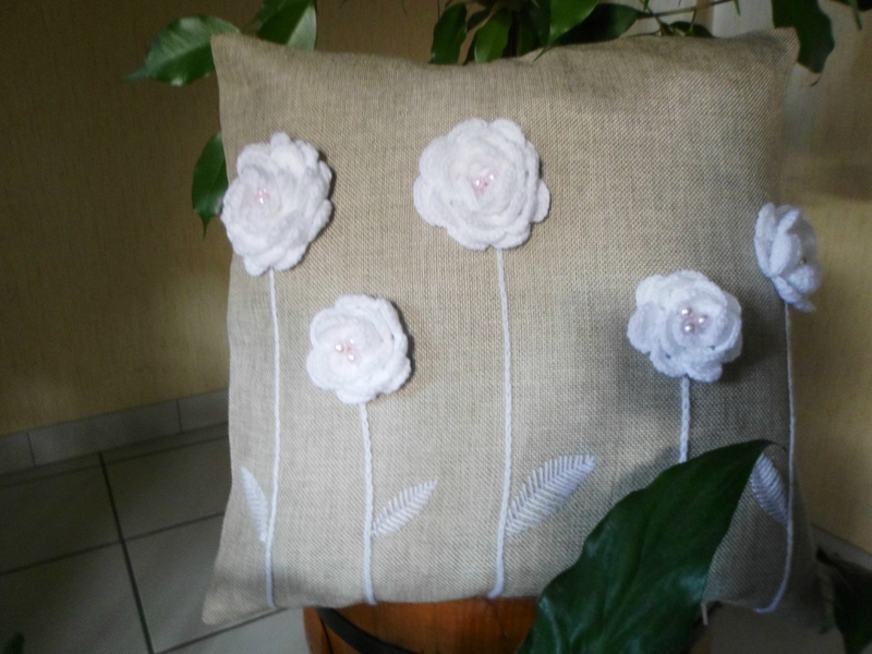 pillows decorated with crochet 10