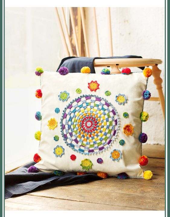 pillows decorated with crochet 15