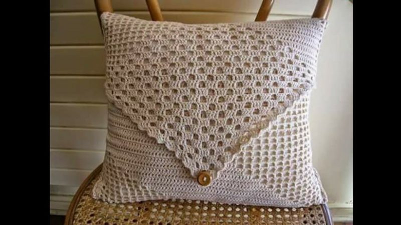 pillows decorated with crochet 9