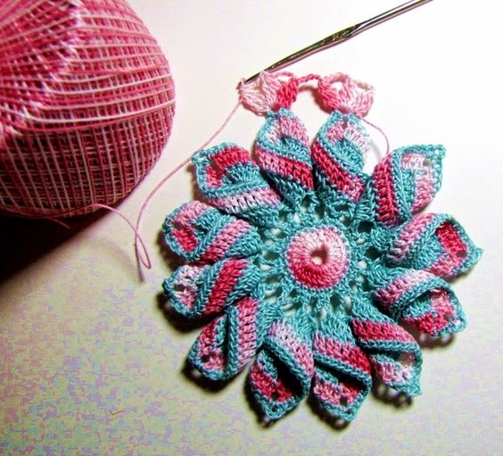 pinwheel doily pattern crochet 1