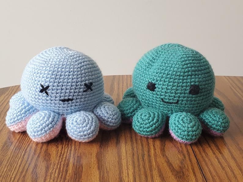 reversible crochet octopus tutorial 3