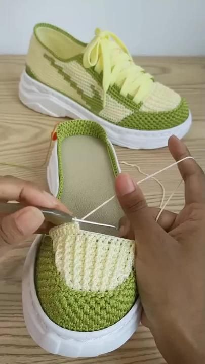 sneaker shoe knitting 5