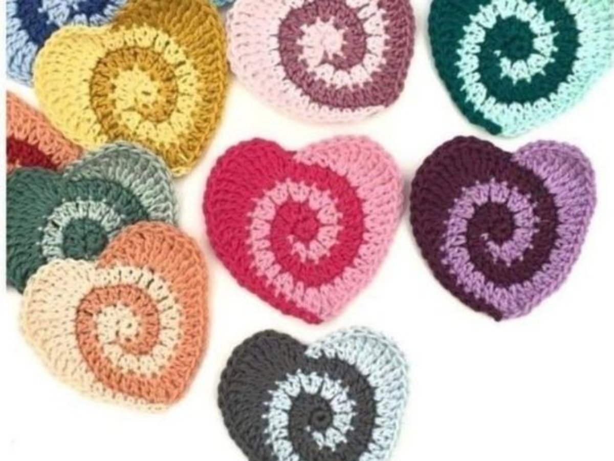 swirly heart free crochet pattern 3