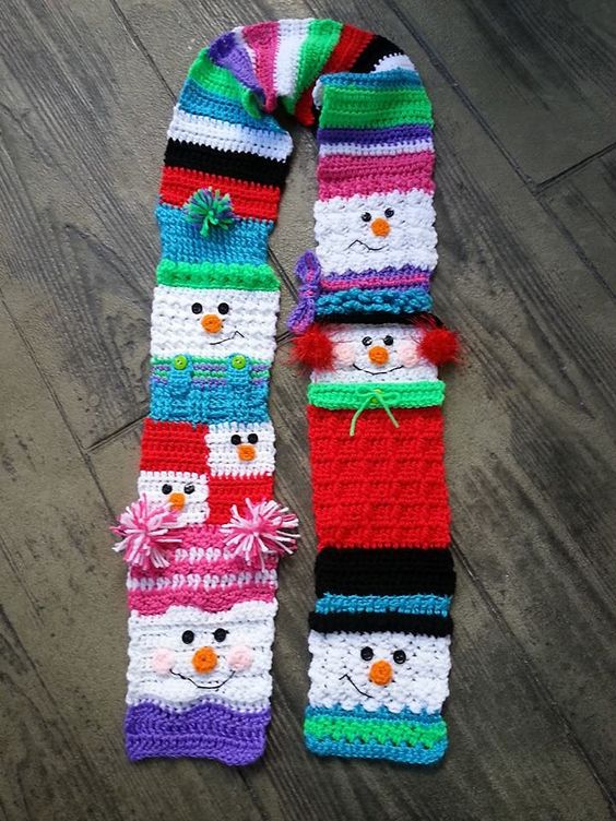 trendy christmas crochet scarf ideas 4