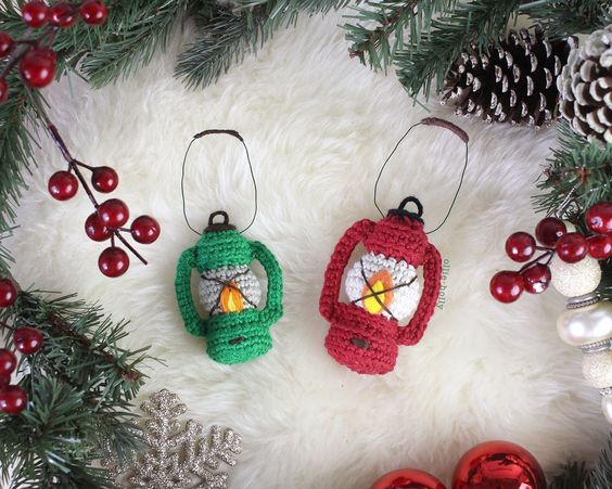 vintage camping lantern crochet ornament pattern 1 1