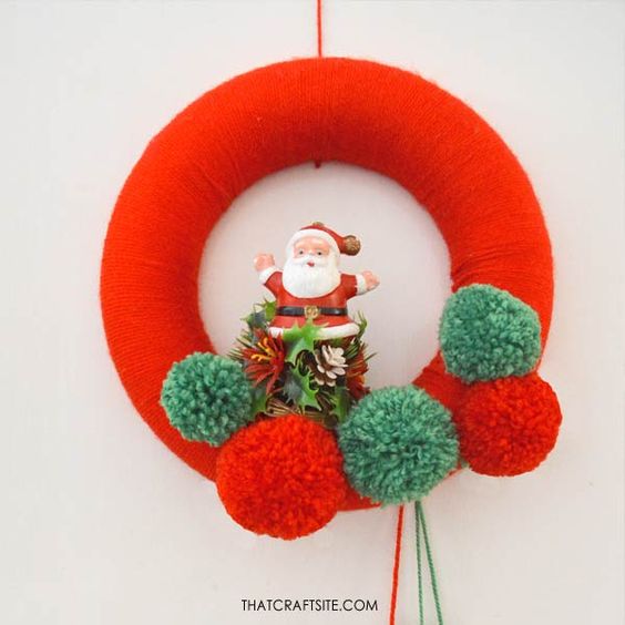 yarn wrapped christmas wreath 6